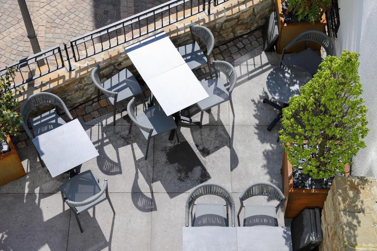 Boutiquehotel Burg Adenbach & Alter Weinbau باد نوينهار اهرفيل المظهر الخارجي الصورة